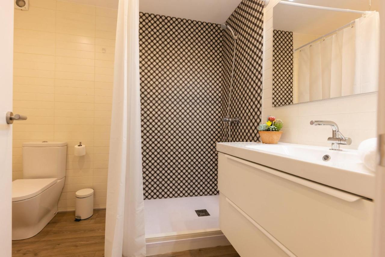 Bravissimo Cort Reial Entresol B Apartment Girona Exterior photo